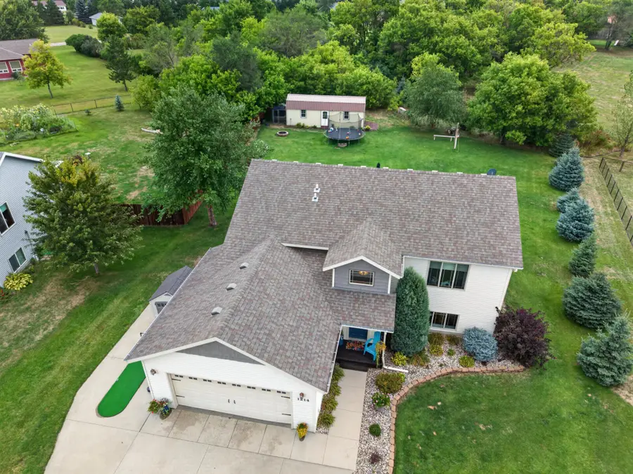 1214 6th Avenue Nw, Perham, MN 56573 - #3