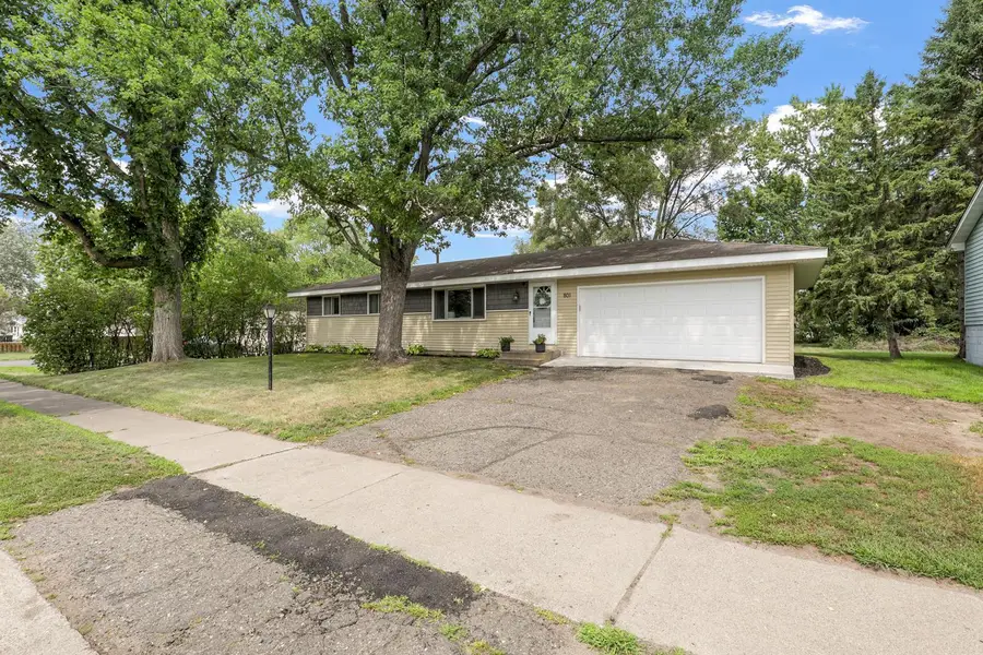 801 38th Avenue, Anoka, MN 55303 - #2