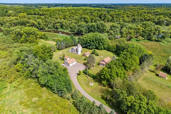 4250 35th Street Sw, Waverly, MN 55390