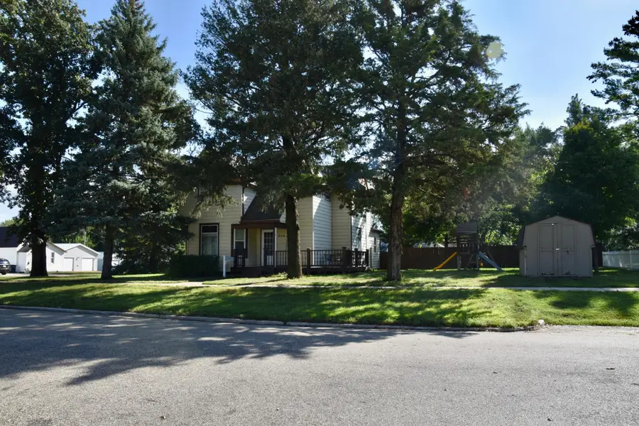 504 3rd Avenue, Sibley, IA 51249 - #2