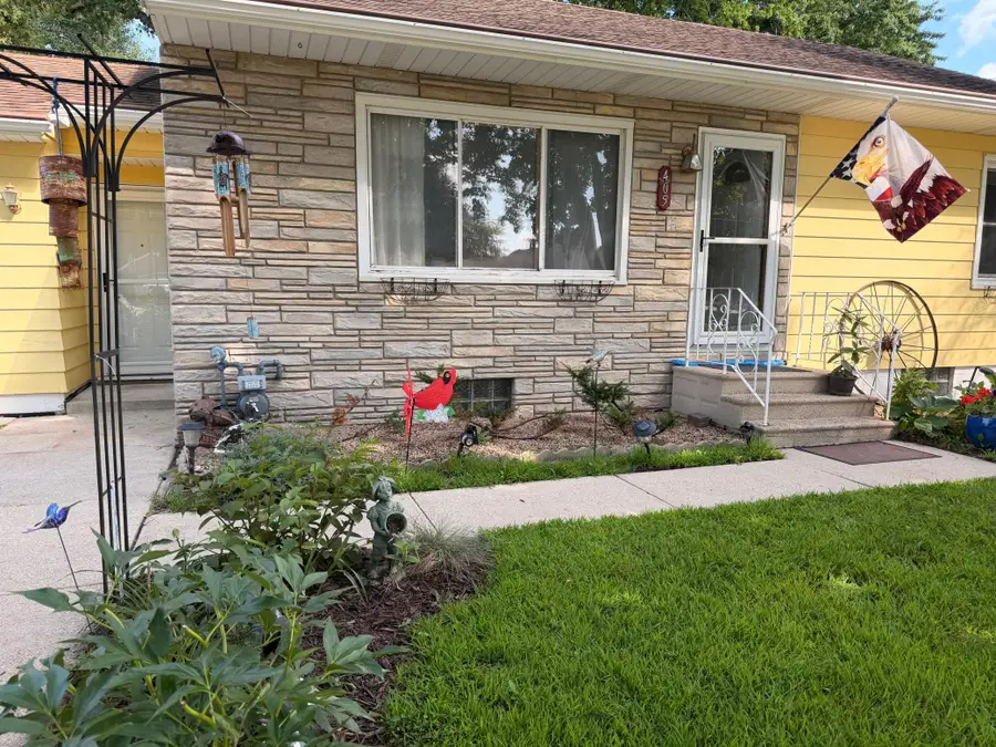 405 SE 15th Street Se, Austin, MN 55912 - #3