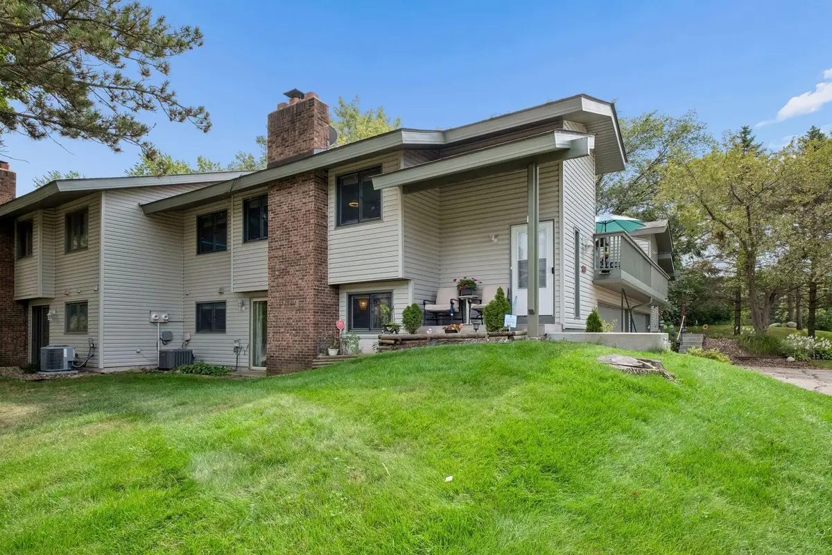 9535 Hartford Circle, Eden Prairie, MN 55347 - #1