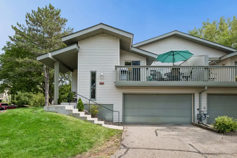 9535 Hartford Circle, Eden Prairie, MN 55347 - #2