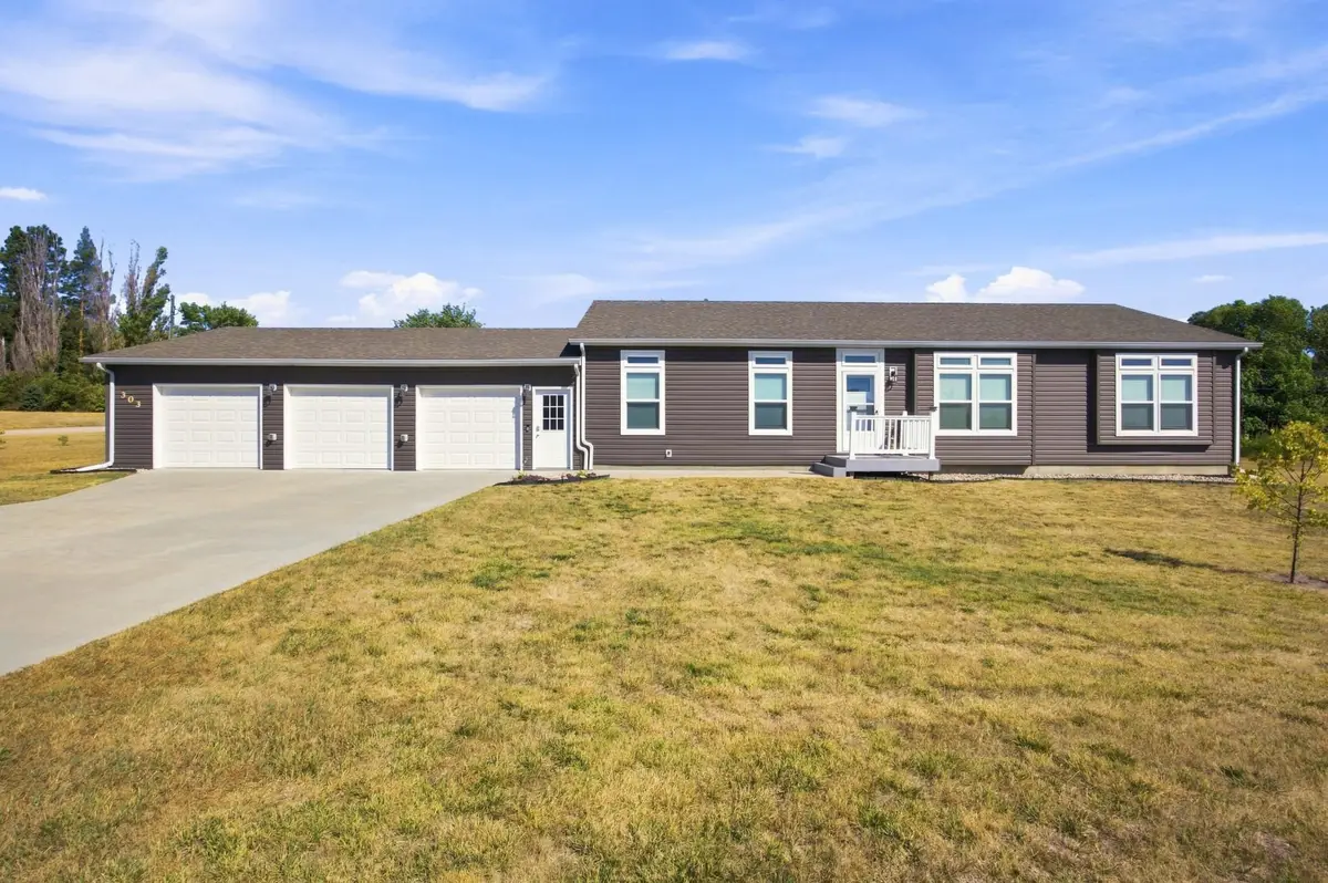 303 Morrow Drive, Enderlin, ND 58027 - #1