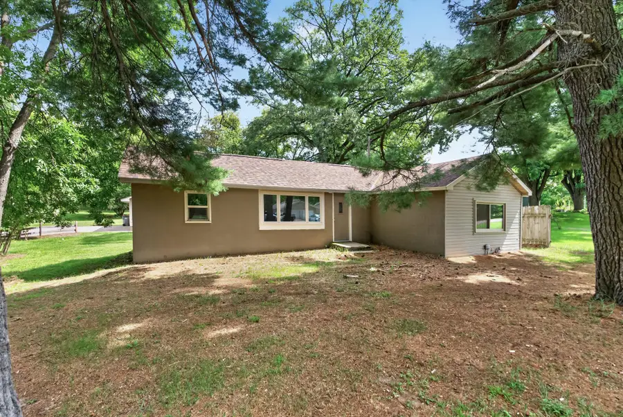 32251 Roanoke Street Nw, Cambridge, MN 55008 - #2