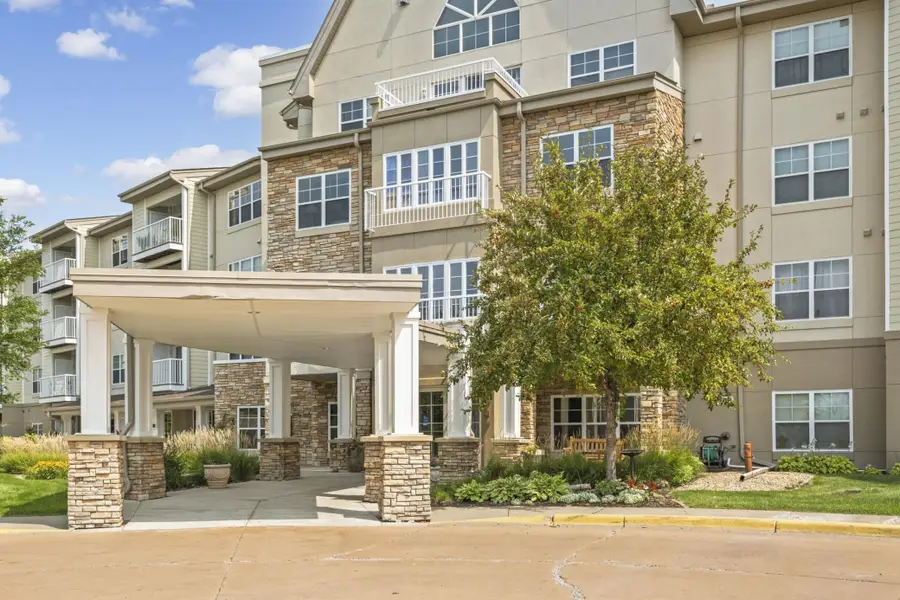 5650 Boone Avenue N #116, New Hope, MN 55428 - #2