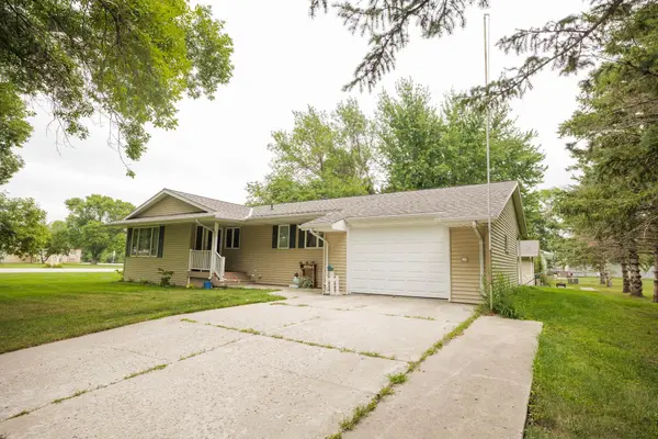 500 2nd Street E, Chokio, MN 56221