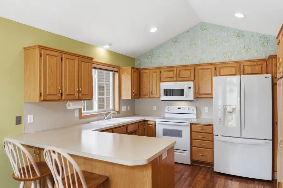 3824 93rd Avenue N, Brooklyn Park, MN 55443 - #3