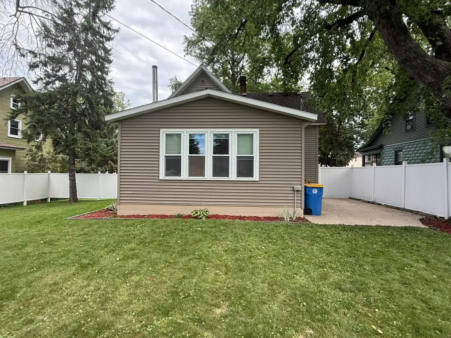422 Chestnut Avenue, Owatonna, MN 55060 - #2