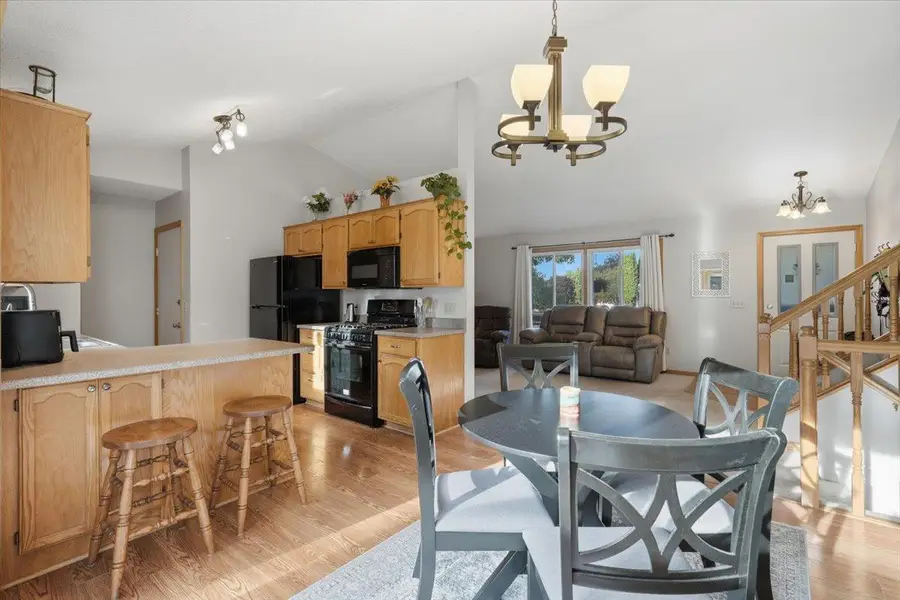 558 Hyde Avenue N, Mahtomedi, MN 55115 - #3