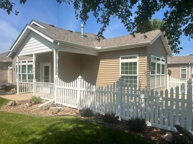 1905 Burr Oak Drive #B, Austin, MN 55912 - #2