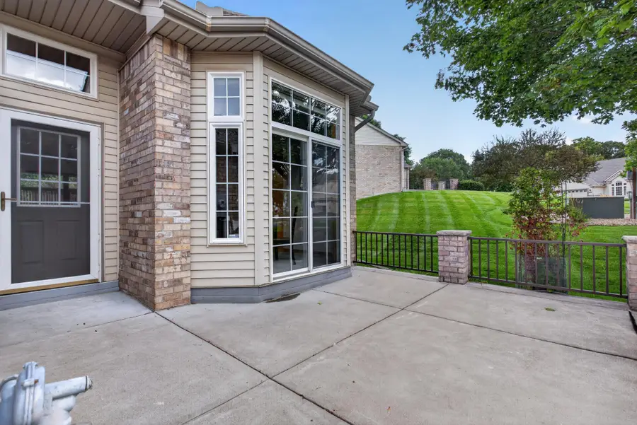 3781 Burgundy Drive, Eagan, MN 55122 - #3