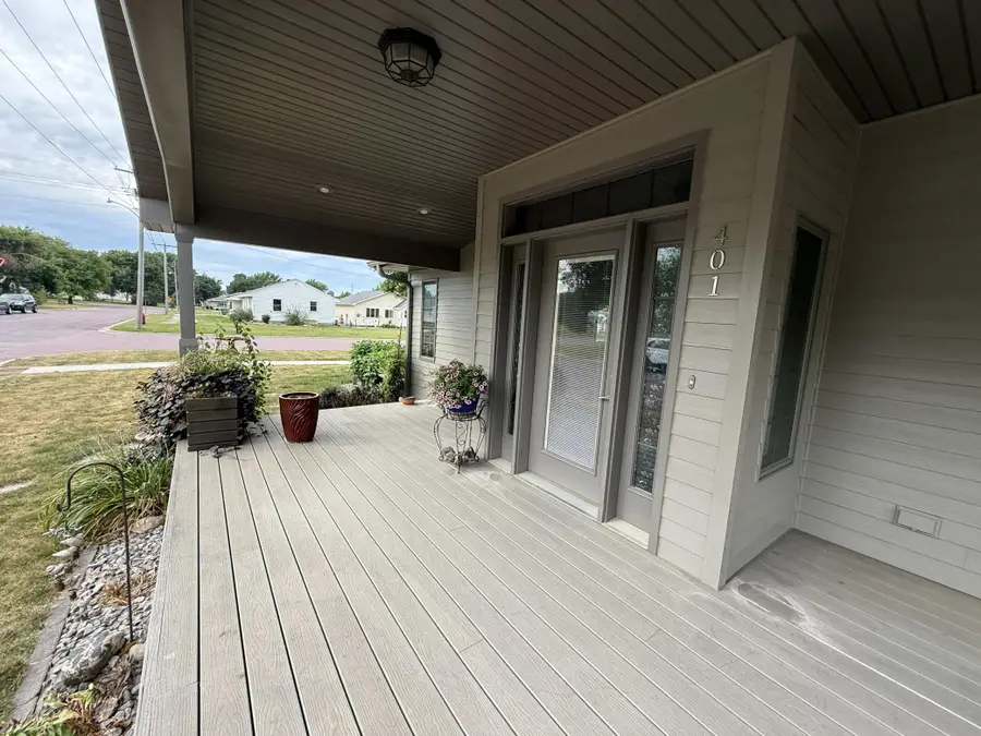 401 Pleasant Street, Lakefield, MN 56150 - #3