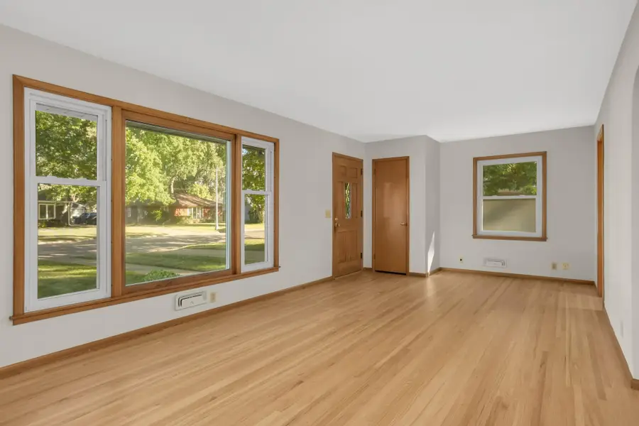 7214 Clinton Avenue, Richfield, MN 55423 - #3