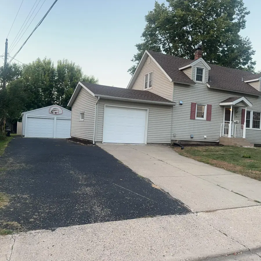 24 W 3rd Street, Waconia, MN 55387 - #2
