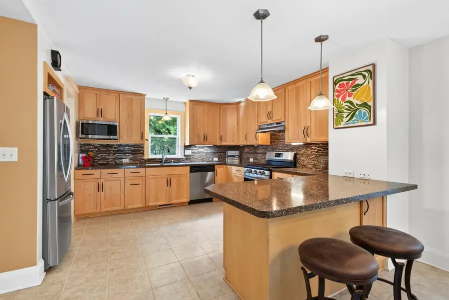 2577 County Road H W, New Brighton, MN 55112 - #2