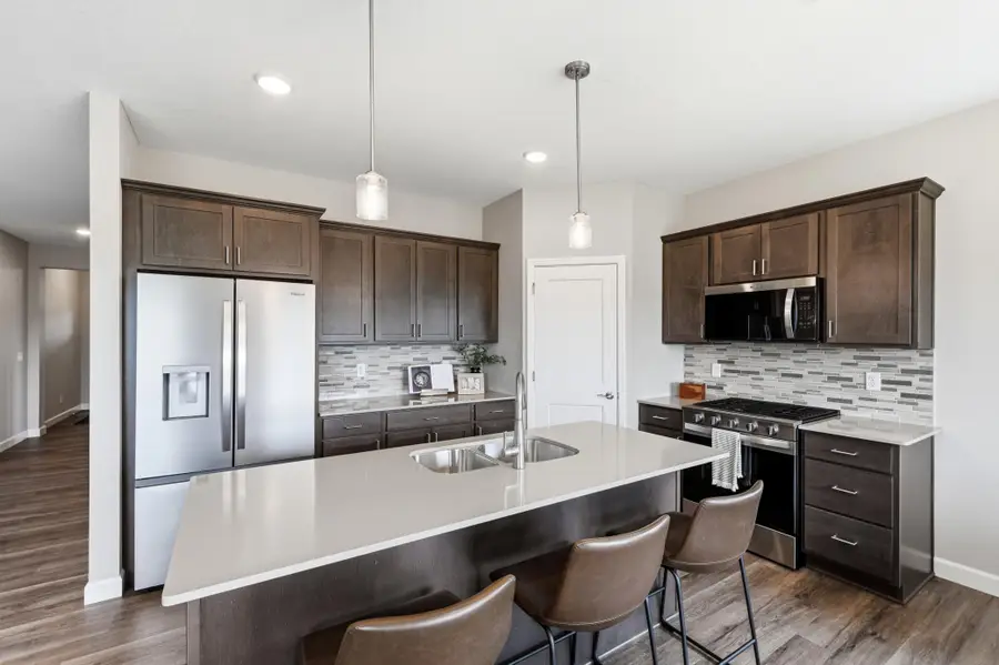 937 Kepler Avenue Ne, Hanover, MN 55341 - #2