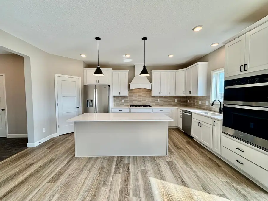 941 Kepler Avenue Ne, Hanover, MN 55341 - #3