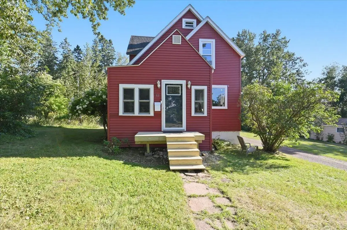 12 W Winona Street, Duluth, MN 55803 - #1