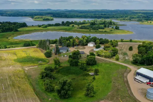 34306 300th Avenue, Dent, MN 56528