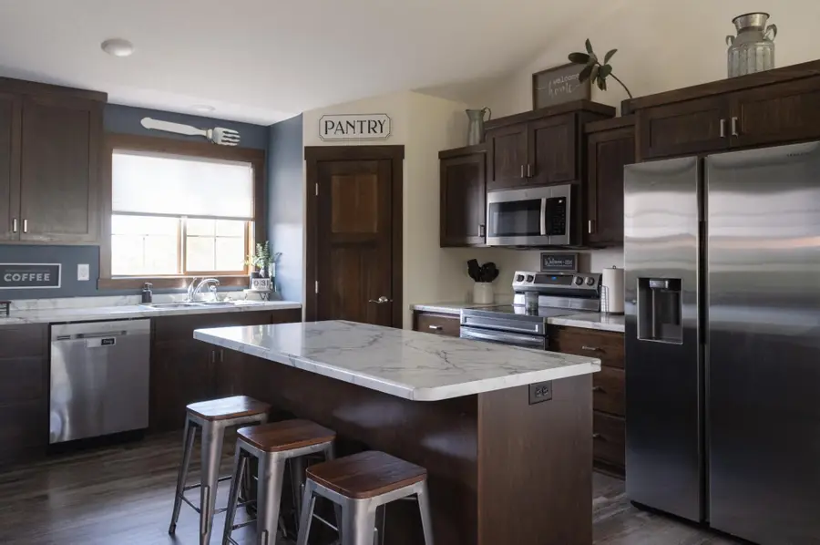 704 11th Avenue Sw, Rice, MN 56367 - #3