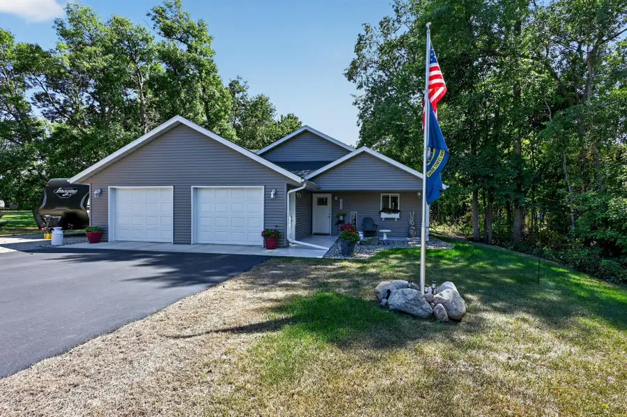 2006 Woodland Park Drive Ne, Alexandria, MN 56308 - #3