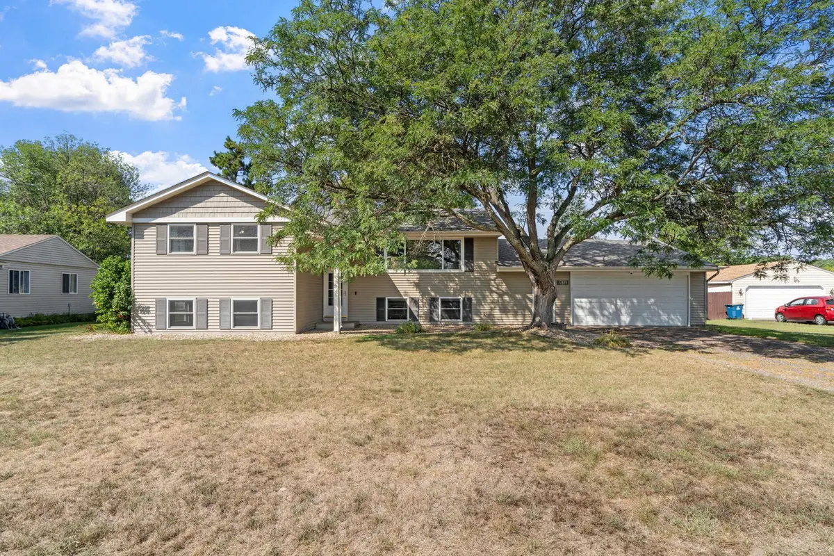 11833 Kentucky Avenue N, Champlin, MN 55316 - #1