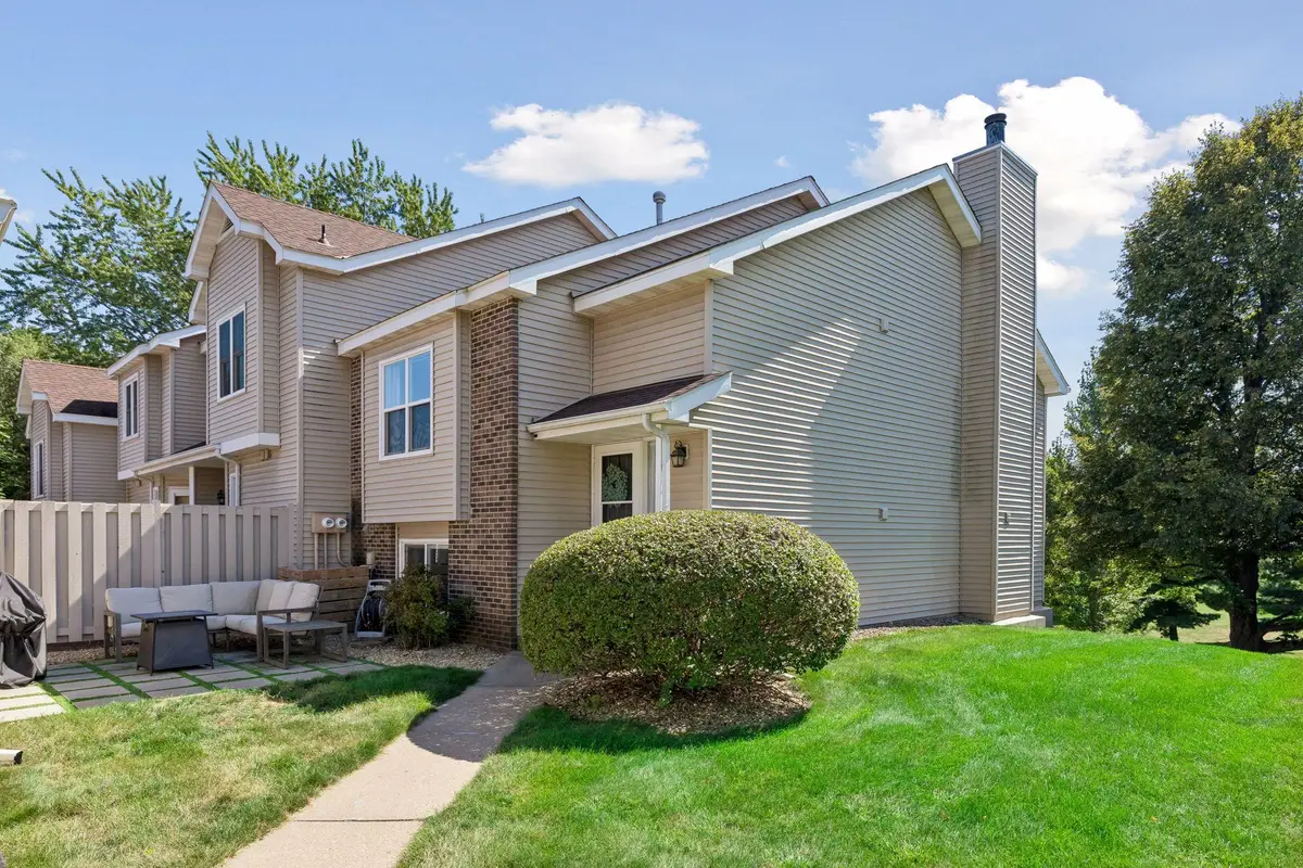10237 Arrowwood Drive, Eden Prairie, MN 55347 - #1