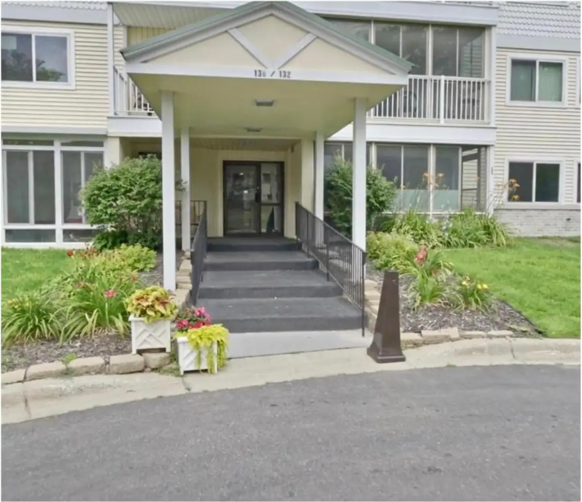 132 Demont Avenue E #326, Little Canada, MN 55117 - #1