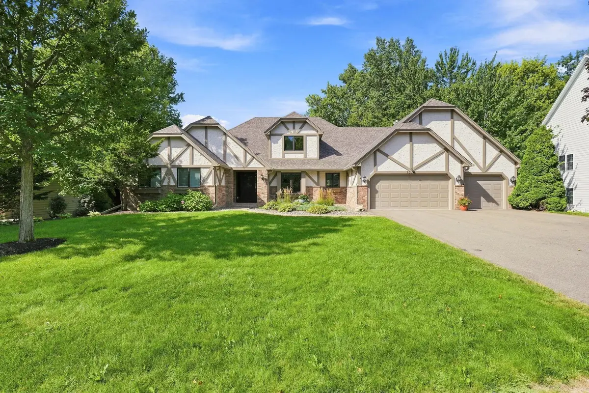 1316 Summit Oaks Drive, Burnsville, MN 55337 - #1