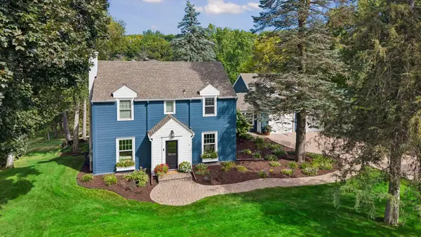 2526 Crosby Road, Wayzata, MN 55391