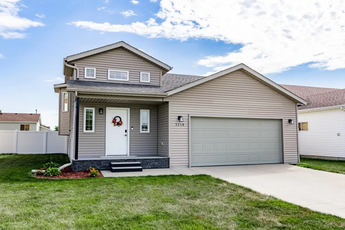 1219 Diversion Drive W, West Fargo, ND 58078 - #1