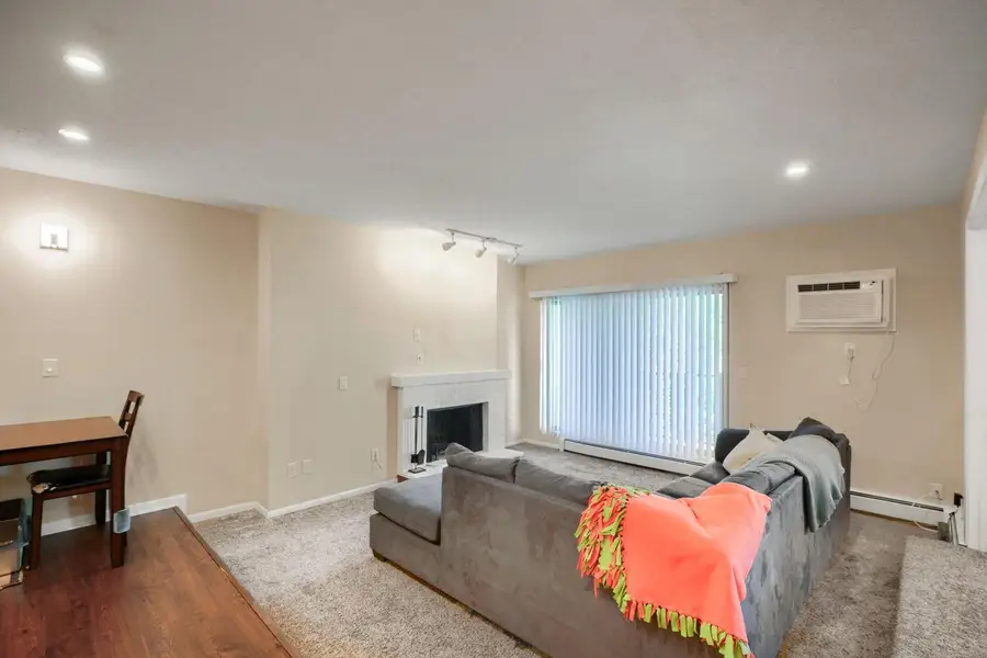 4201 Lakeside Avenue N #302, Brooklyn Center, MN 55429 - #3
