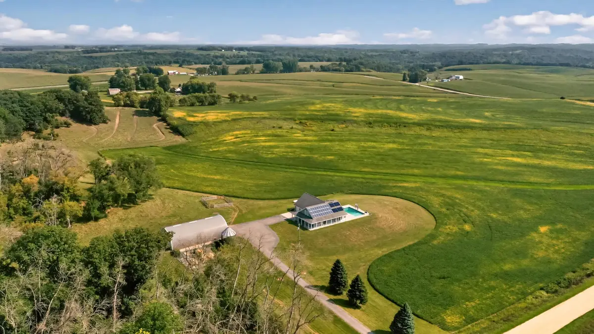 4459 130th Street Nw, Mazeppa, MN 55956 - #1
