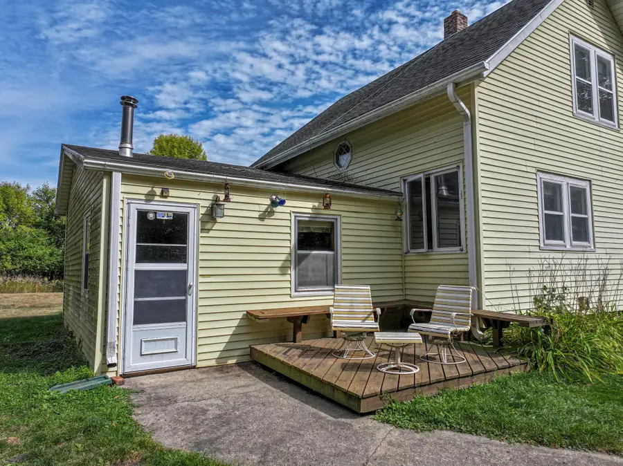 7611 County Road 73 Ne, Nelson, MN 56355 - #2