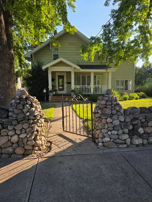 105 4th Street W, Canby, MN 56220