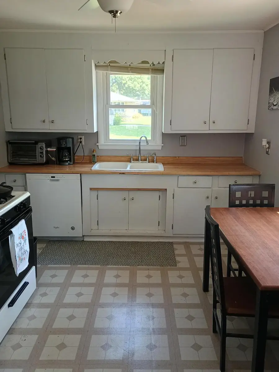 411 15th Street Se, Willmar, MN 56201 - #2