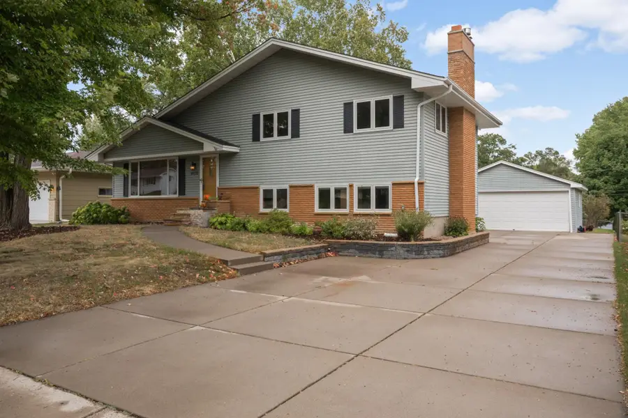 4632 Gettysburg Avenue N, New Hope, MN 55428 - #2