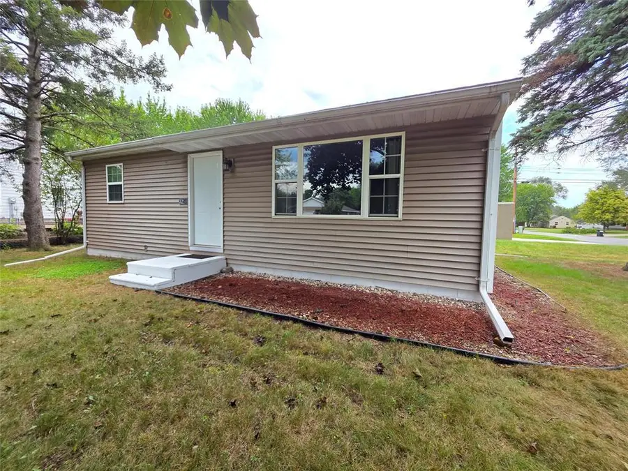 3250 Melby Street, Eau Claire, WI 54703 - #2