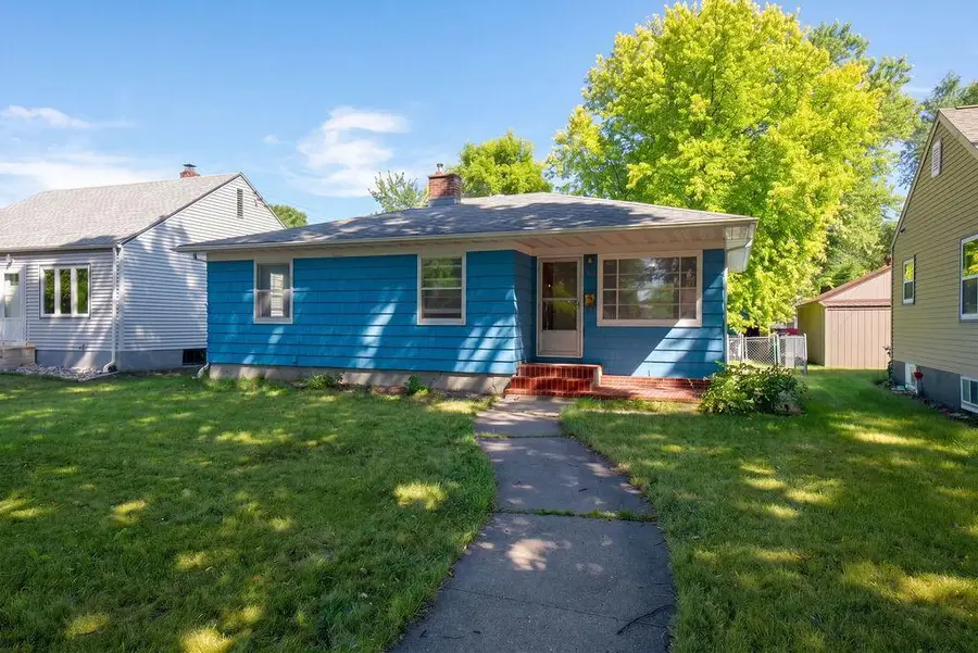 1625 11th Street N, Fargo, ND 58102 - #2