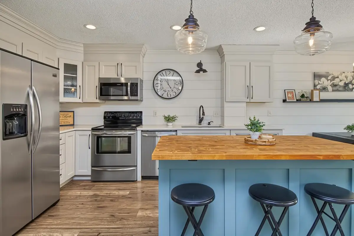 2819 Wimbledon Ridge, Woodbury, MN 55125 - #1