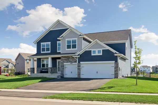 17248 Draft Horse Boulevard, Lakeville, MN 55044