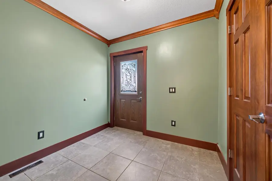 1498 Hazelwood Street, Saint Paul, MN 55106 - #3