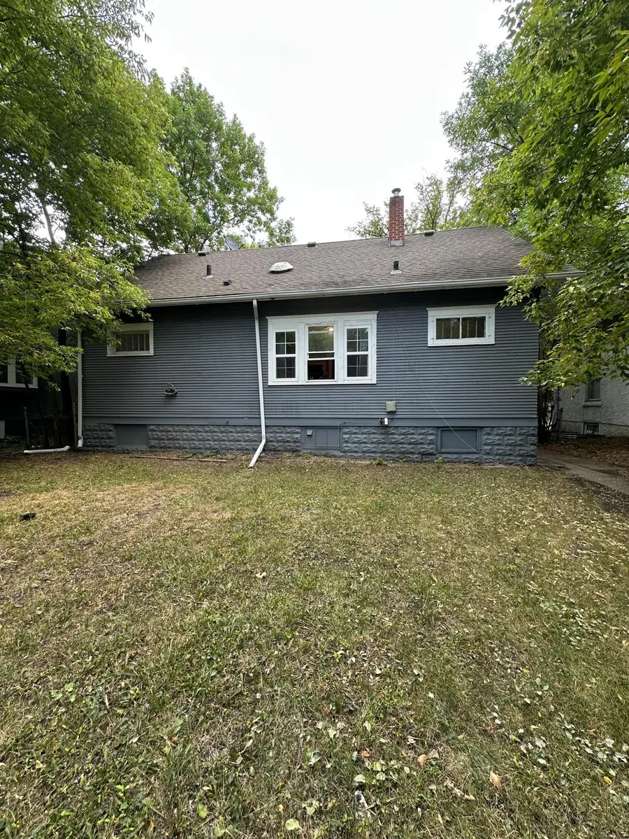 1034 University Drive N, Fargo, ND 58102 - #2