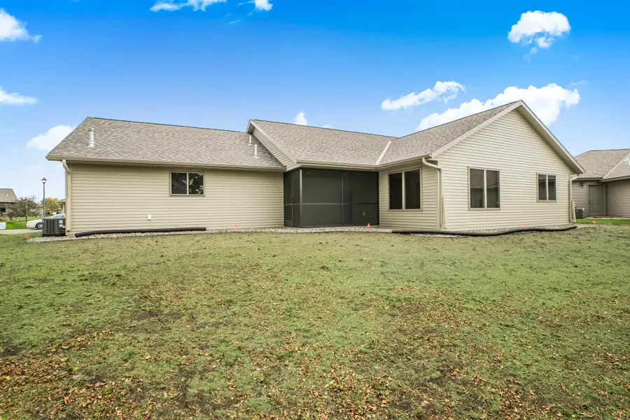 107 Barry Loop Nw, Richmond, MN 56368 - #2