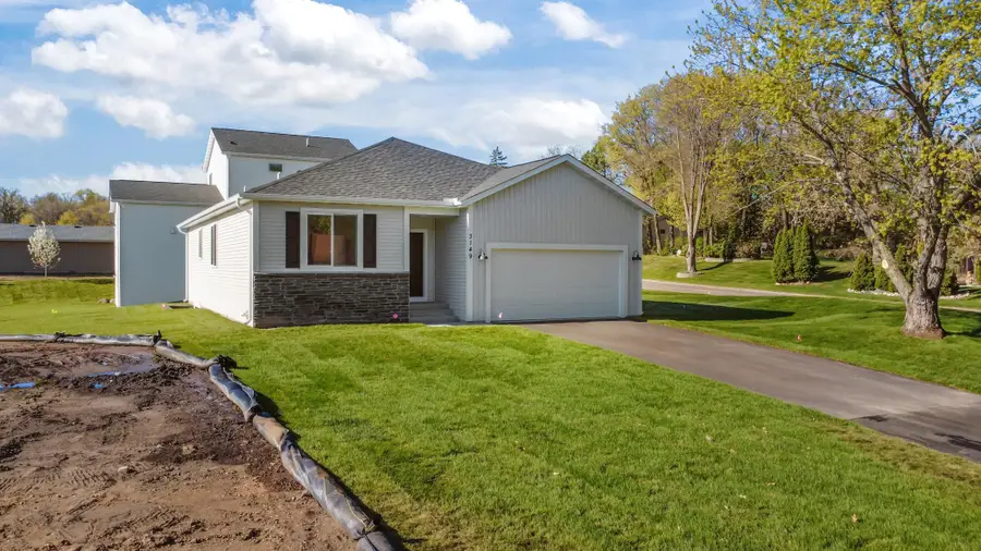 3149 Seminary Drive, New Brighton, MN 55112 - #2