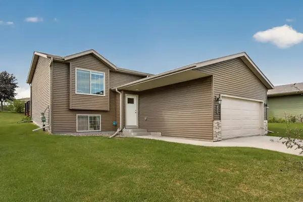 3908 Orchardview Lane Nw, Rochester, MN 55901