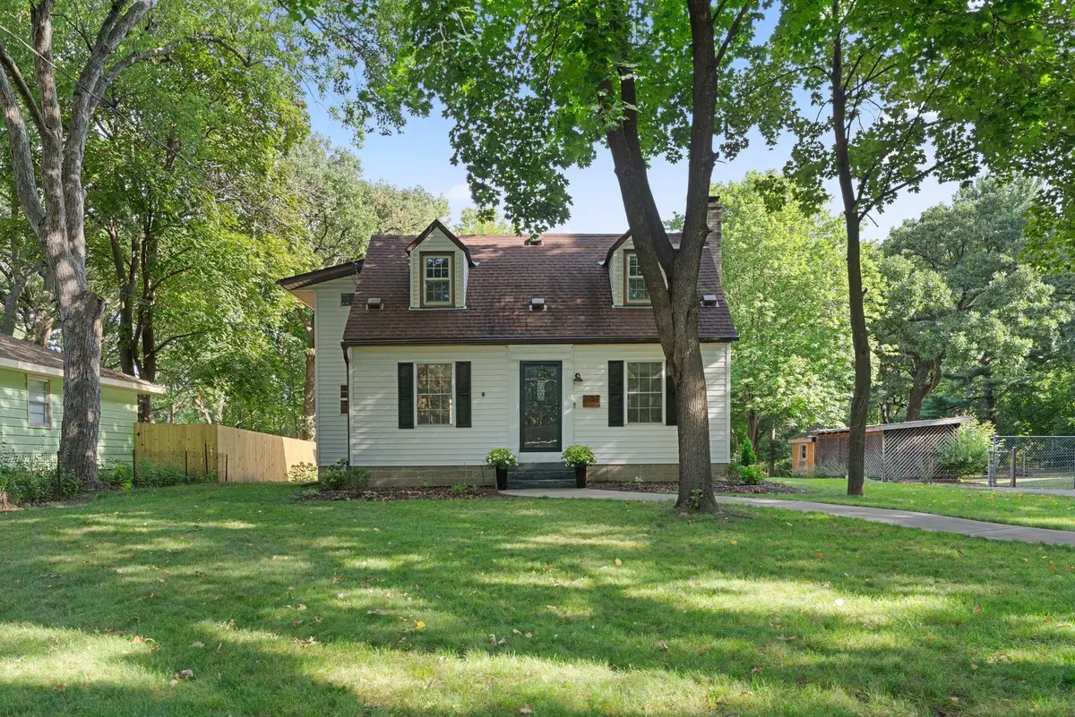 2757 Sherwood Road, Mounds View, MN 55112 - #1