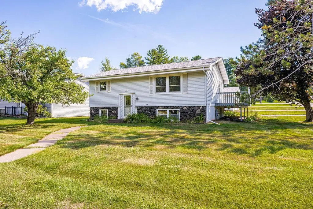 2802 Triggs Avenue, Duluth, MN 55811 - #1