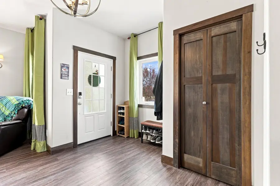 730 36th Avenue W, West Fargo, ND 58078 - #3